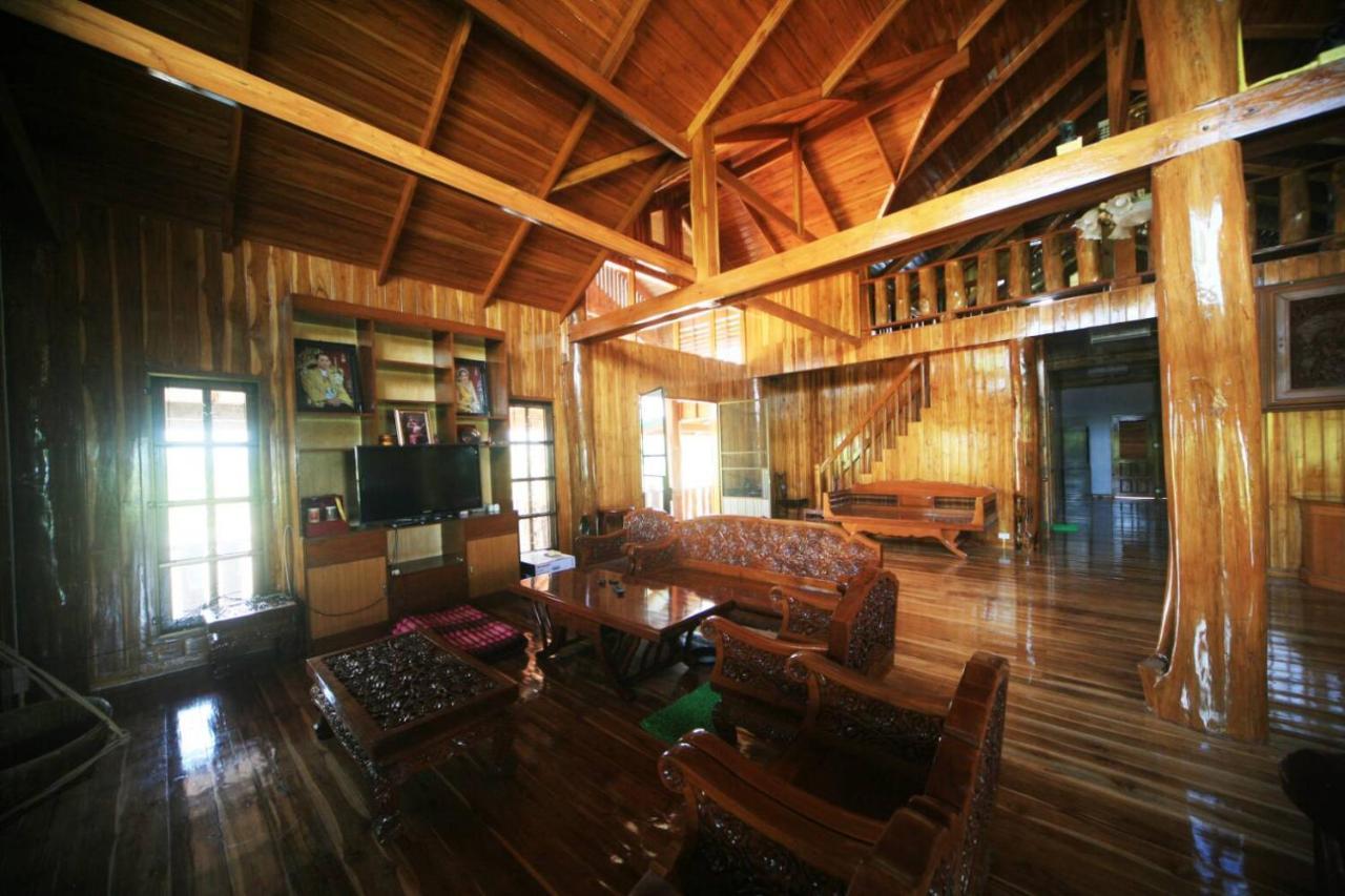 Ban Chang Klang Na Nong ap Chang ภายนอก รูปภาพ