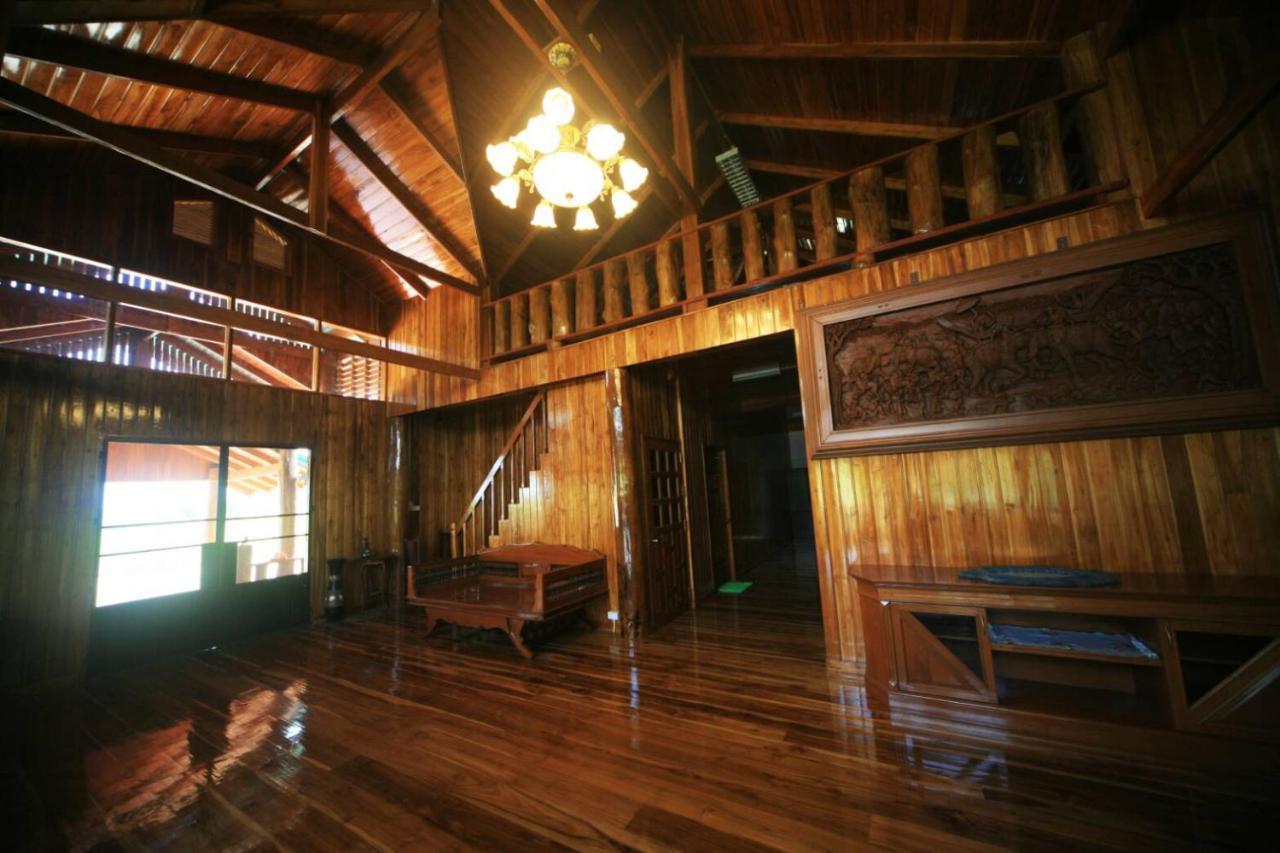 Ban Chang Klang Na Nong ap Chang ภายนอก รูปภาพ